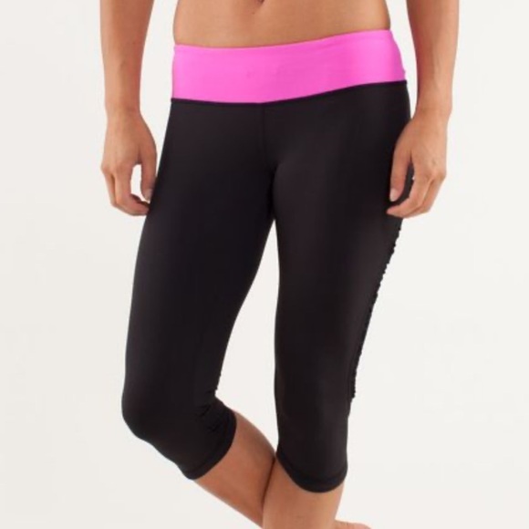Lululemon Run: Fast And Free Crop Black  Pow Pink size 6 - Picture 1 of 10